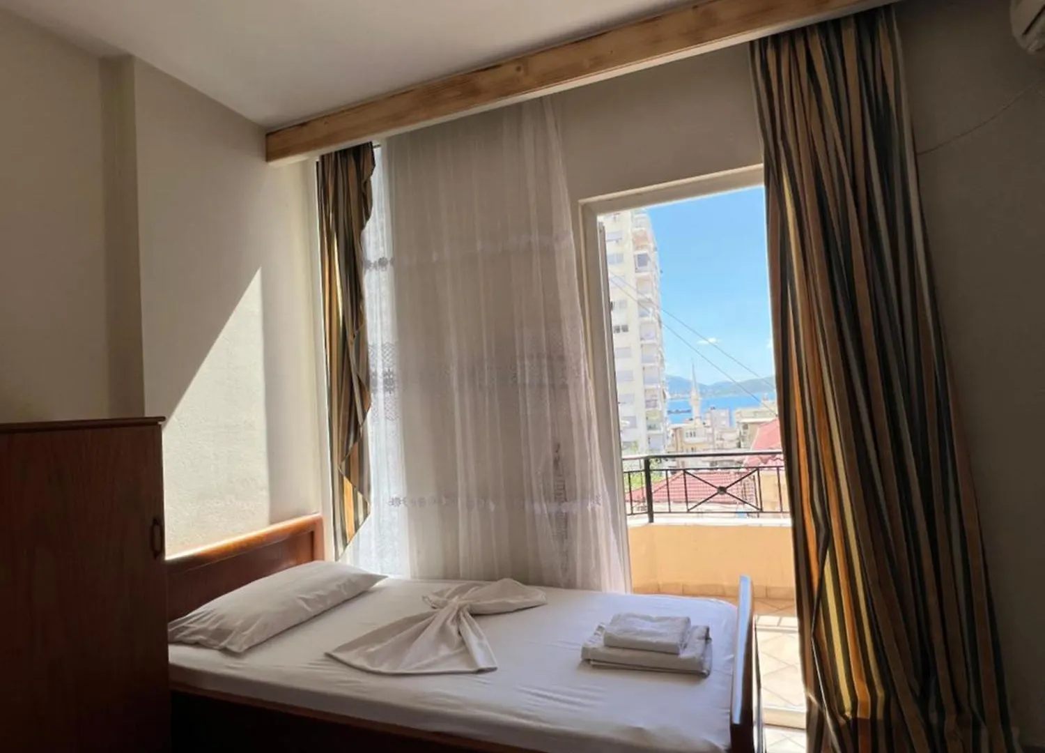 Hotel Veli Sarande 3*,  Albania